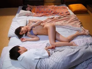 日本的继妹对这段性爱视频感到害羞。
